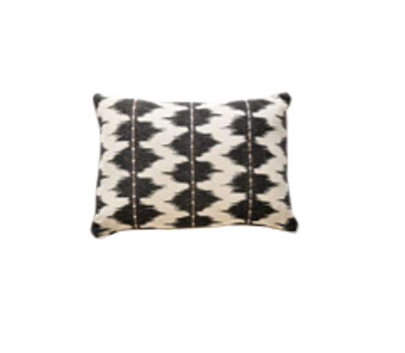 Cushion Ikat Black